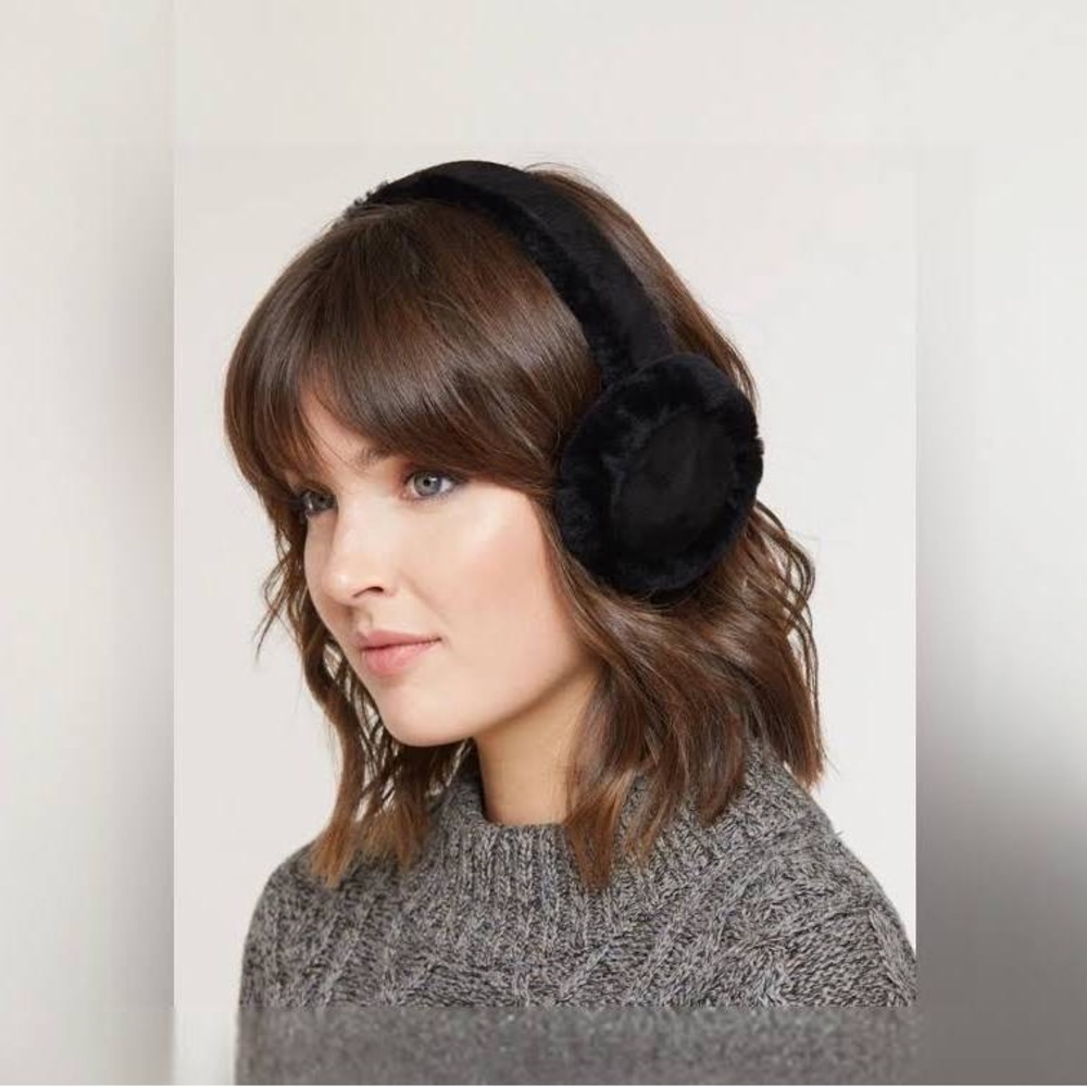 Ugg Black Leather/Sheepskin Wired Earmuffs